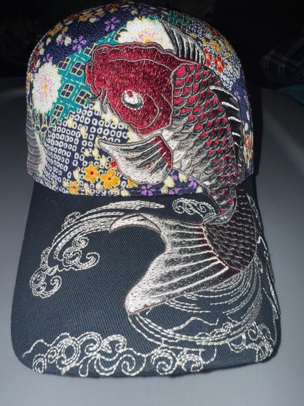 Ripple Tapestry Vintage Y2K Japanese Streetwear Embroidered Koi Fish Trucker Hat - Picture 2 of 9